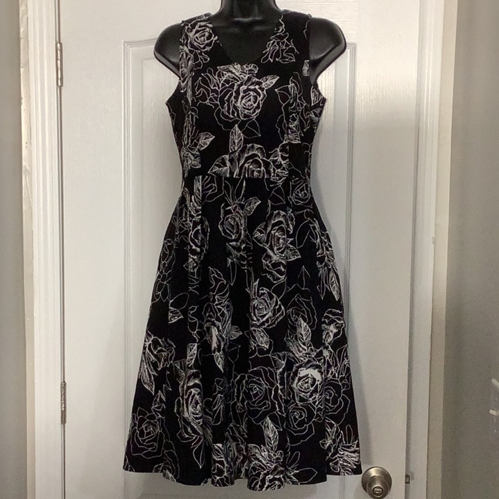 Ihot Black And White Floral Dress